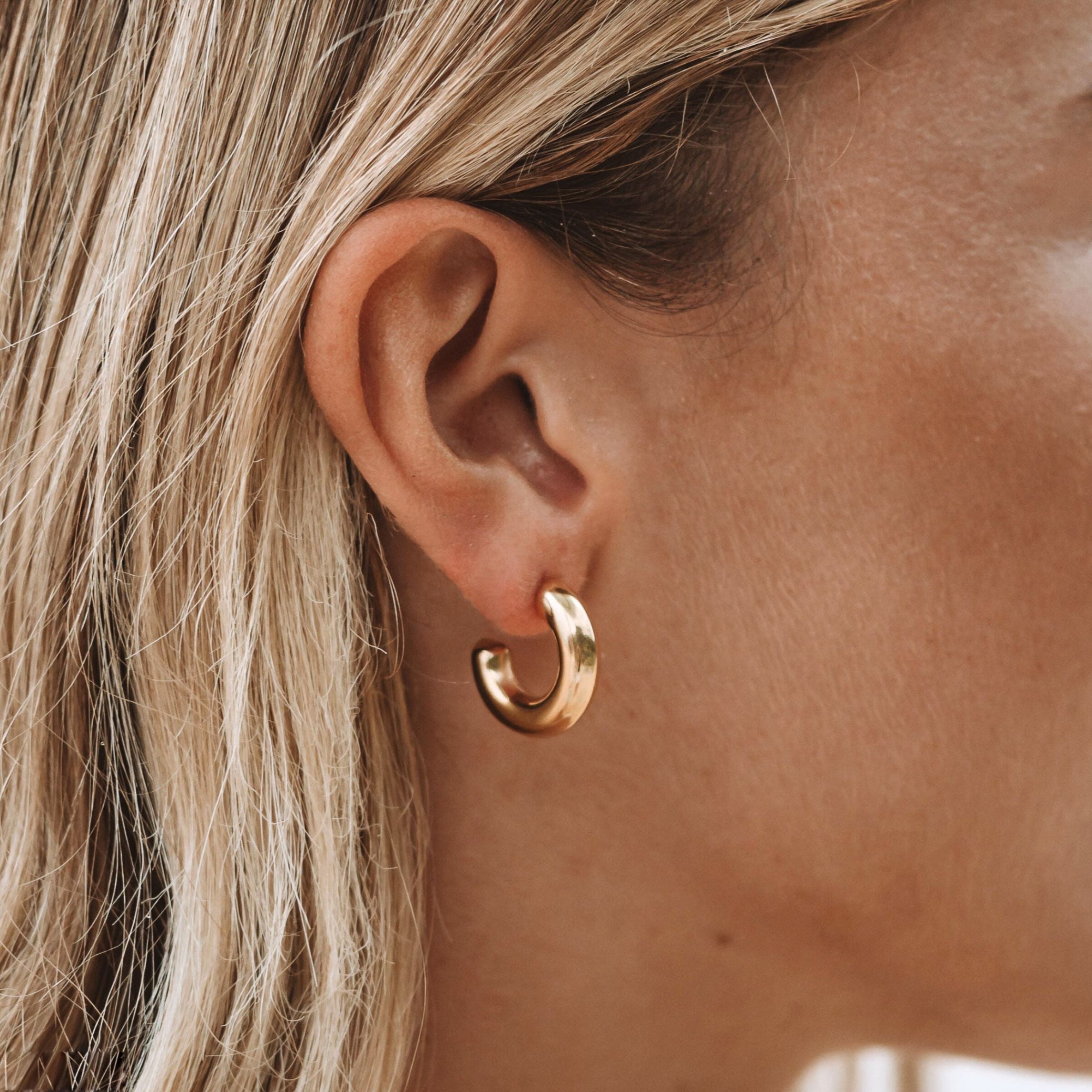 chunky-hoops Chunky Huggie Hoop Earrings - Image 1