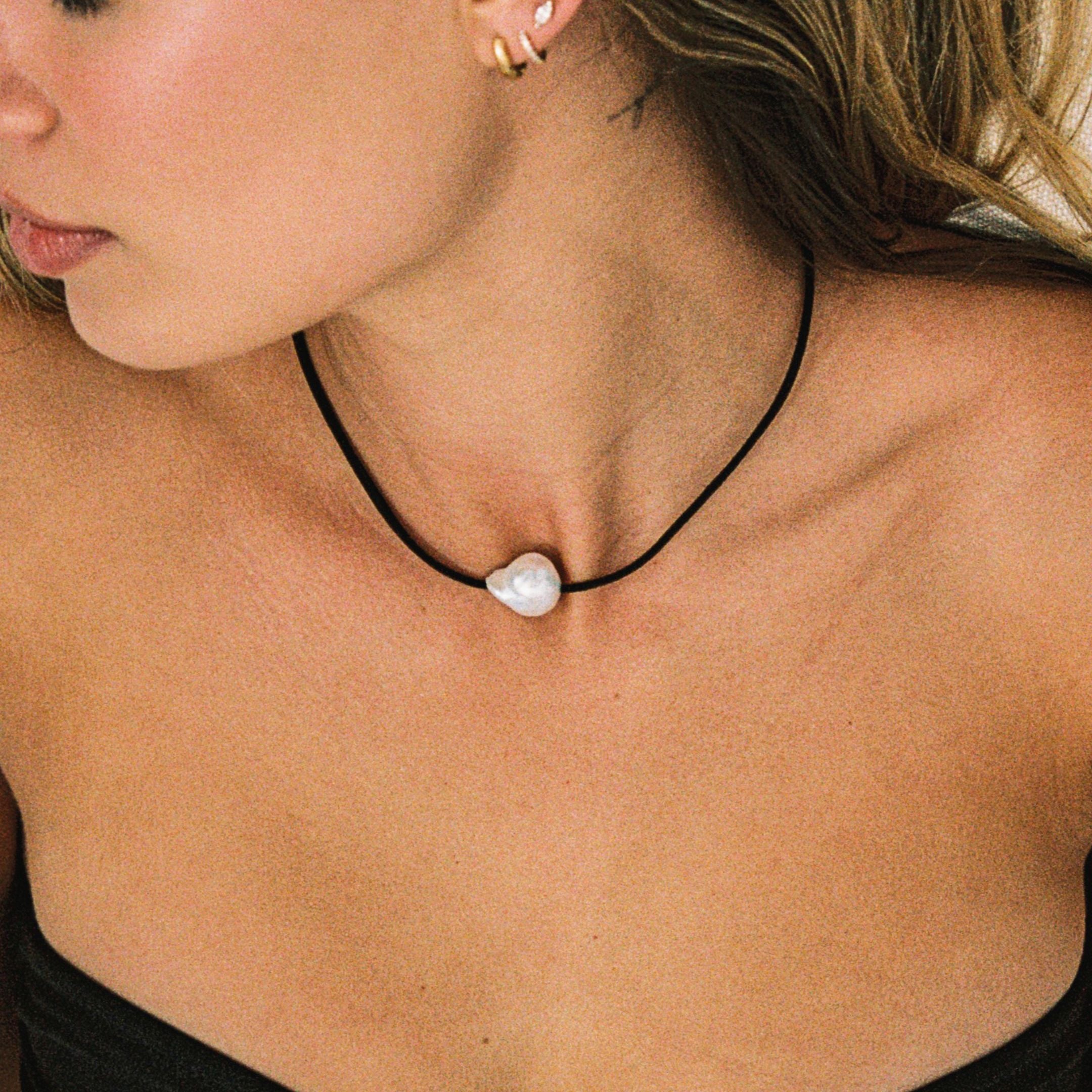 rope_pearl_choker Luna Choker - Image 1
